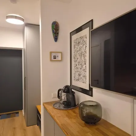 Cosy L Self Check-in & Free Parking